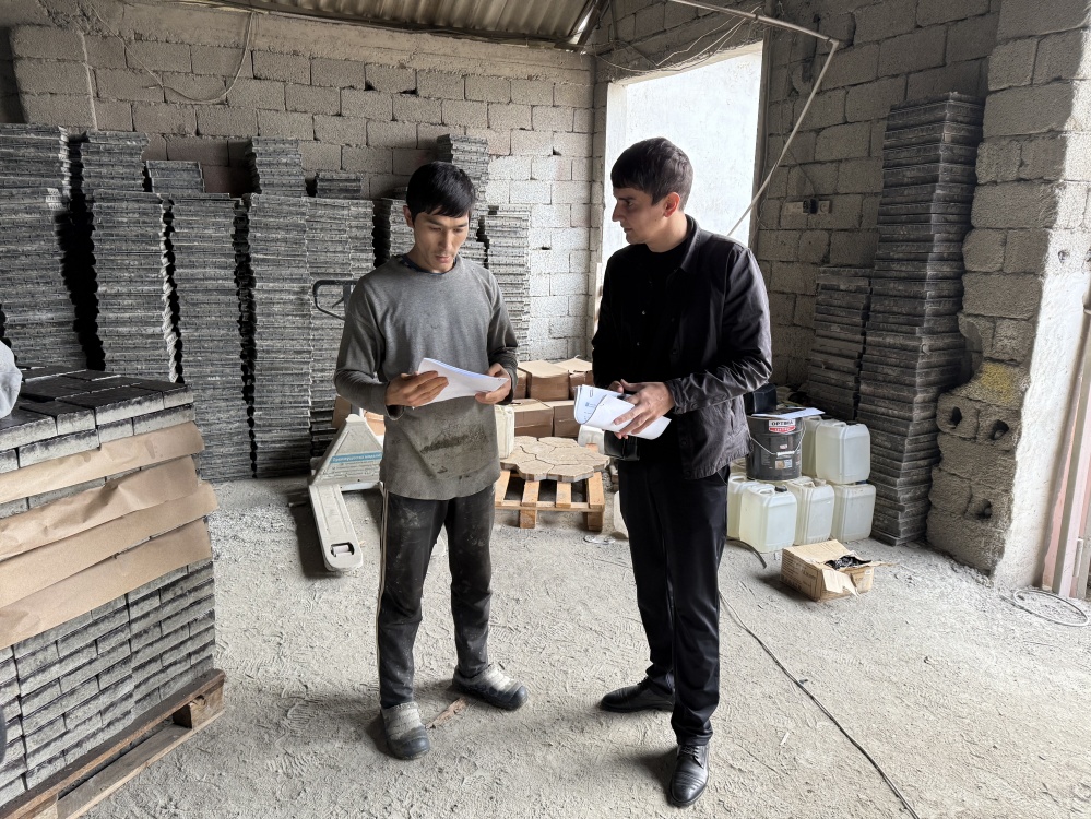 Иностранным гражданам, осуществляющим трудовую деятельность в Хасавюртовском районе, разъяснили правила пребывания в России